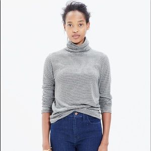Madewell Slim Turtleneck Top in Stripe M